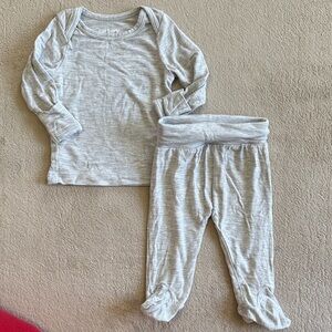 NWOT Carter's Light Gray Newborn Set